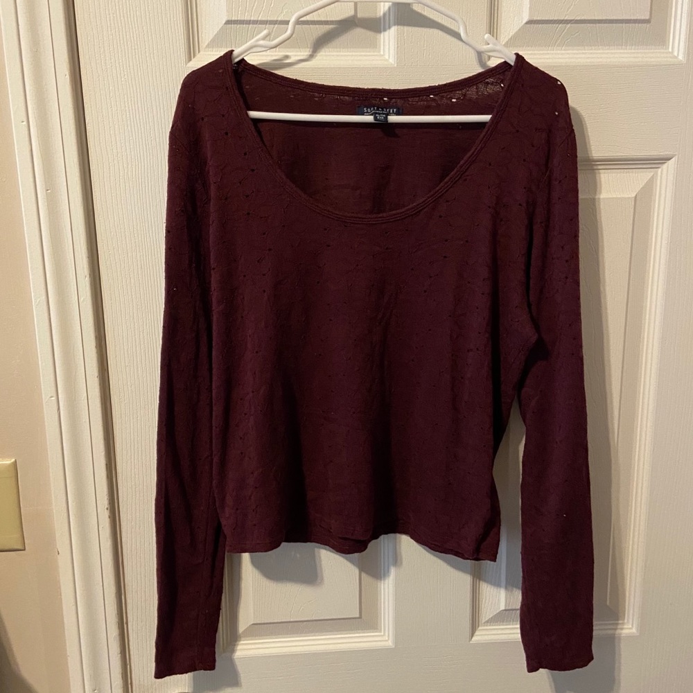American Eagle size XL purple cropped long sleeve